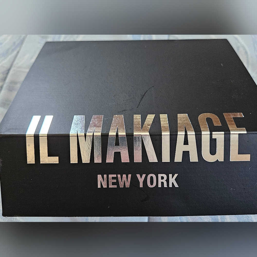 IL Makiage foundation